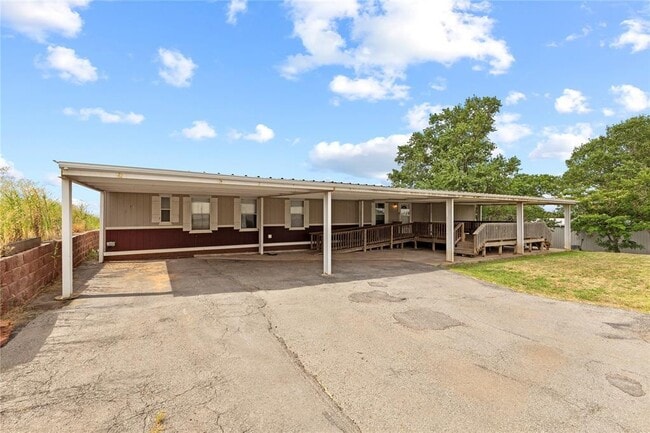 23984 E 1013 Rd in Weatherford, OK - Building Photo - Building Photo