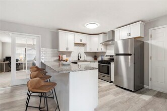 1210 S 10th St in Rogers, AR - Building Photo - Building Photo