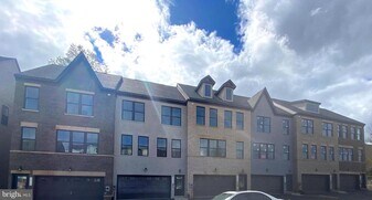 3511 Stella Blue Dr in Hyattsville, MD - Building Photo