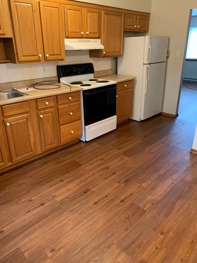 Mather Street Apartments in Alton, IL - Building Photo - Building Photo