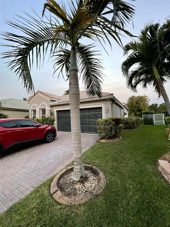 4339 Foxtail Ln in Weston, FL - Building Photo - Building Photo