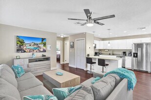 433 NE 24th Ave, Unit SI ID1541798P in Pompano Beach, FL - Building Photo