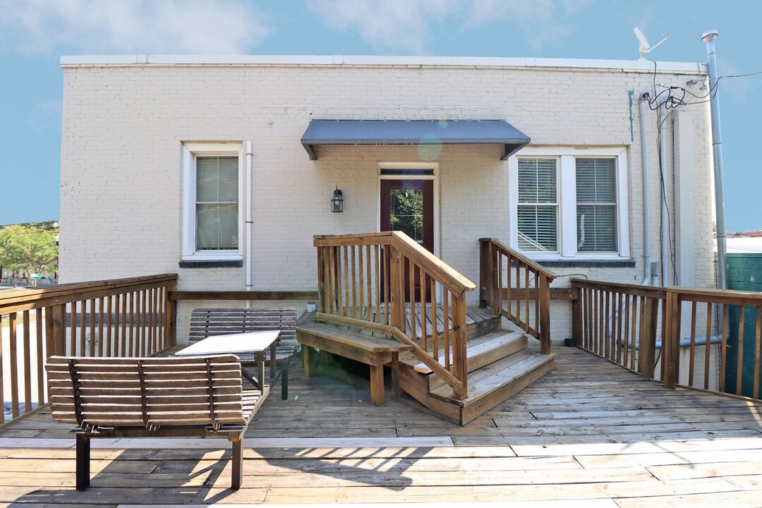 2004 State St in Cayce, SC - Building Photo
