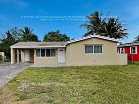 7041 SW 27th St in Miramar, FL - Building Photo