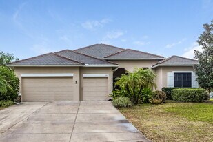 1927 24th St Cir W in Palmetto, FL - Building Photo