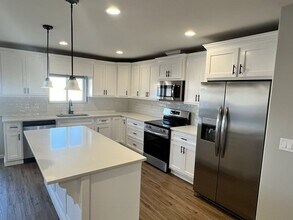 107 Grant Dr in Ephrata, WA - Building Photo - Building Photo