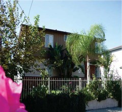 6519 Troost Ave in North Hollywood, CA - Building Photo - Building Photo