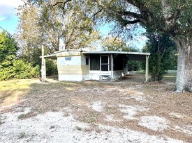16 Hill St in Lake Wales, FL - Building Photo