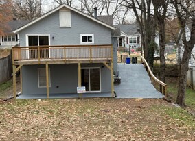 715 Grandview Ave in Florence, AL - Building Photo