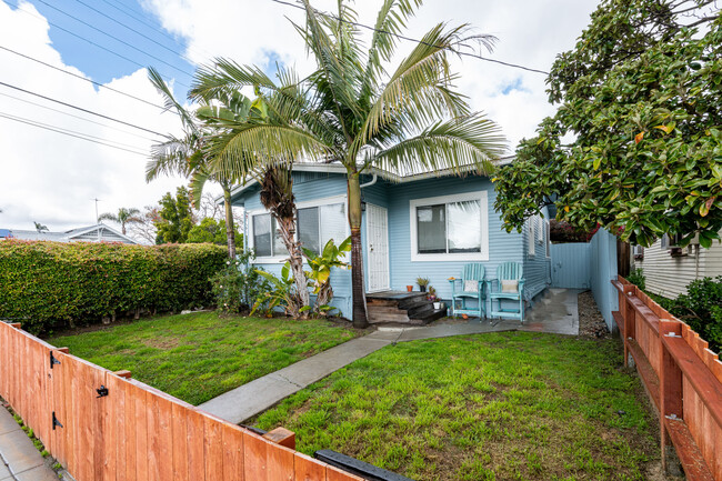 3490 Collier Ave, Unit Front Unit in San Diego, CA - Building Photo - Building Photo