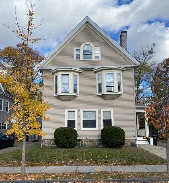 43 Eliot St in Watertown, MA - Building Photo