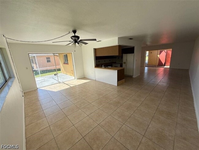537 SE 6th Pl