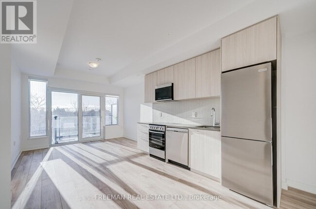 property at 7439 Kingston Rd