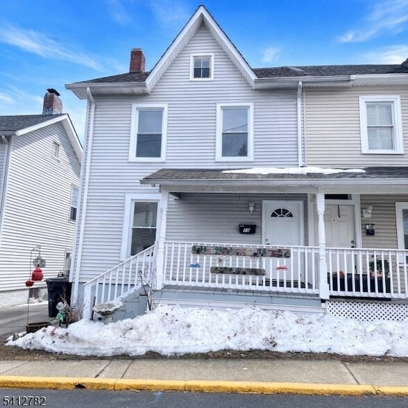 property at 10 Vannatta St