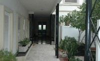 1006 N Doheny Dr in West Hollywood, CA - Building Photo - Building Photo