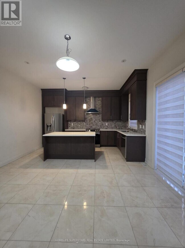 51 Jura Cres in Brampton, ON - Building Photo - Building Photo