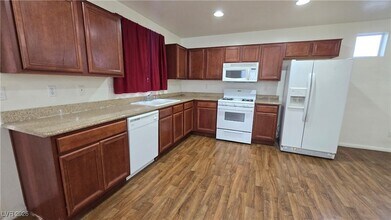 4121 Story Rock St in Las Vegas, NV - Building Photo - Building Photo