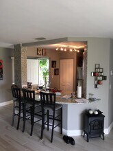 3429 NW 44th St in Lauderdale Lakes, FL - Building Photo - Building Photo