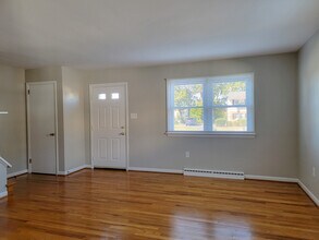 547 W Marion St in Lititz, PA - Building Photo - Building Photo