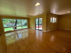 4014 E 42nd St in Tulsa, OK - Building Photo - Building Photo