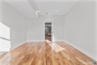 54 Plaza Ave in Waterbury, CT - Building Photo - Building Photo