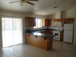 10165 36th Pl in Yuma, AZ - Building Photo - Building Photo