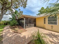 250 Cabana Rd in Venice, FL - Building Photo - Building Photo