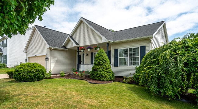 5686 Barcroft Dr SW in Wyoming, MI - Foto de edificio - Building Photo