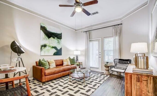 property at 225 S Heights Blvd