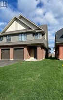 1308 Whitlow Grass Wy in Ottawa, ON - Building Photo