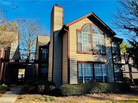 1107 Sandy Ln Dr in Alpharetta, GA - Building Photo