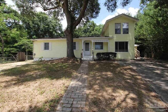 property at 5 Edgewood Cir