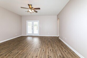25076 Authors Dr in Magnolia, TX - Building Photo - Building Photo