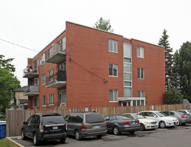 18 Kenrae Rd Apartments