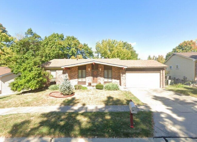 property at 6785 Finchdale Ct