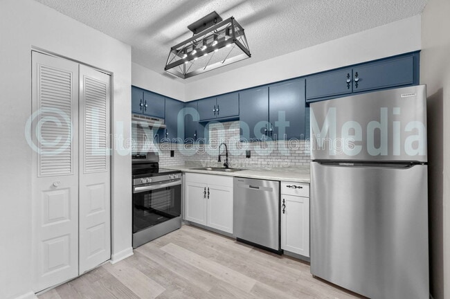 property at 1486 40th Ave