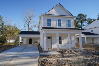 123 Camellia St in Richmond Hill, GA - Building Photo - Building Photo