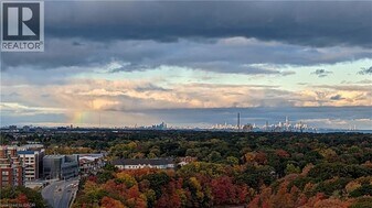 65 Speers Rd in Oakville, ON - Building Photo