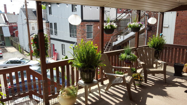 14 Cunliffe Way