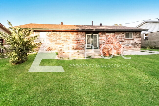 property at 409 Woodland Dr