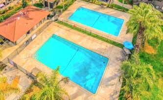 1190 S Winery Ave, Unit 143 in Fresno, CA - Building Photo