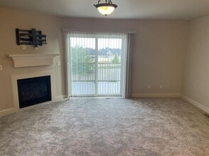 6430 Southern Bluffs Ln in Billings, MT - Building Photo - Building Photo