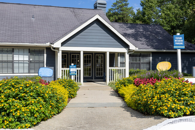 Woodmere Trace in Duluth, GA - Foto de edificio - Building Photo