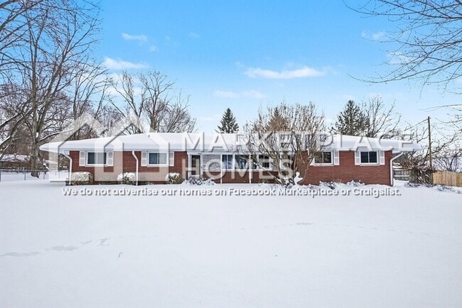 property at 2820 Oriole Dr