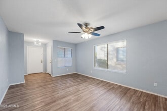 125 N 22nd Pl in Mesa, AZ - Building Photo - Building Photo