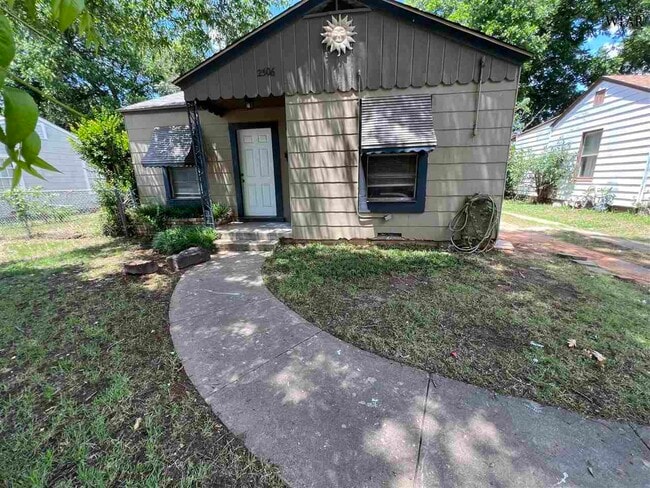 property at 2506 Marie St
