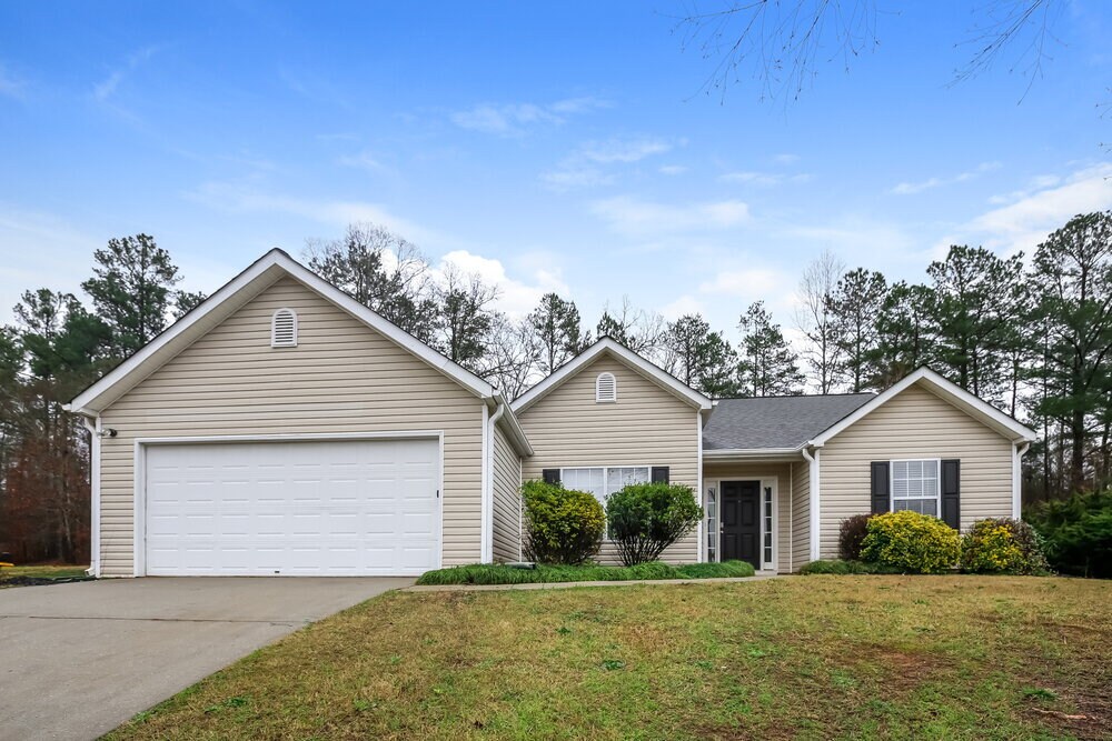 765 Baskins Cir in Winder, GA - Building Photo