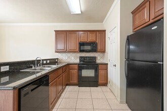 163 Forest Dr Loop in College Station, TX - Building Photo - Building Photo