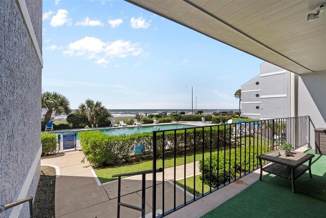 property at 7600 Seawall Blvd