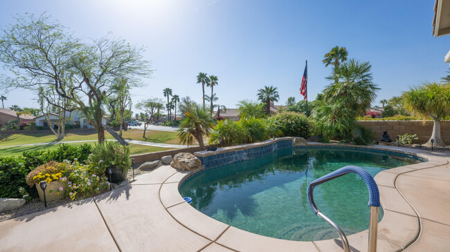 45452 Coeur Dalene Dr in Indio, CA - Foto de edificio - Building Photo